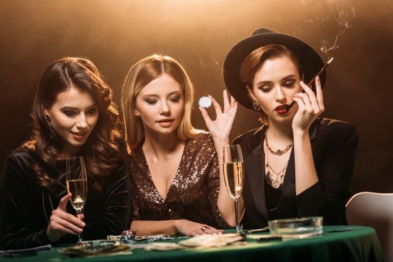 l 15 Live Casino